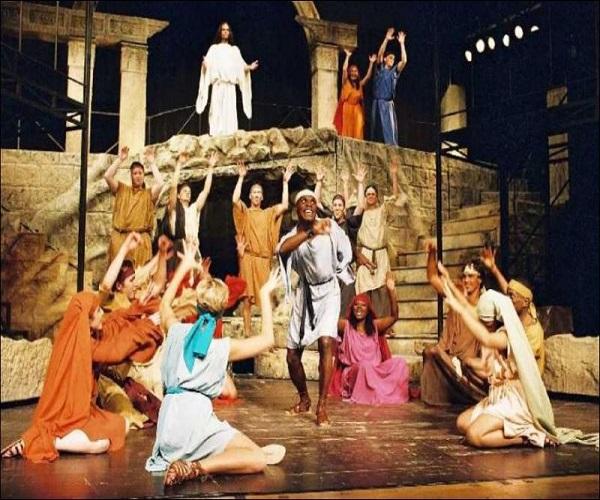 MUSICAL JESUS CHRIST SUPERSTAR - uscita didattica - Scuola Privata Milano Freud